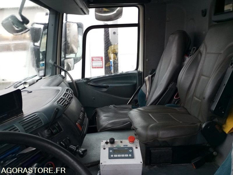 BOM DAF 566139kms 2005 - Garbage truck: picture 4 BOM DAF 566139kms 2005 - Garbage truck: picture 4