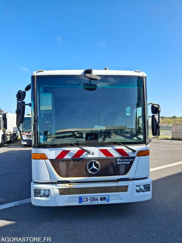 BOM Mercedes Econic 243135 kms 2013 - Garbage truck: picture 5 BOM Mercedes Econic 243135 kms 2013 - Garbage truck: picture 5