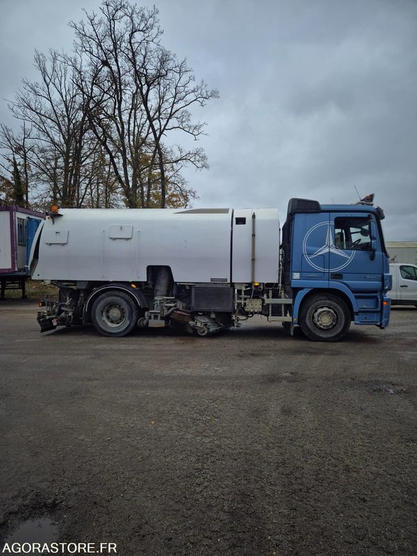 Balayeuse Eurovoirie Optifant 70 TA THP - Road sweeper: picture 1 Balayeuse Eurovoirie Optifant 70 TA THP - Road sweeper: picture 1