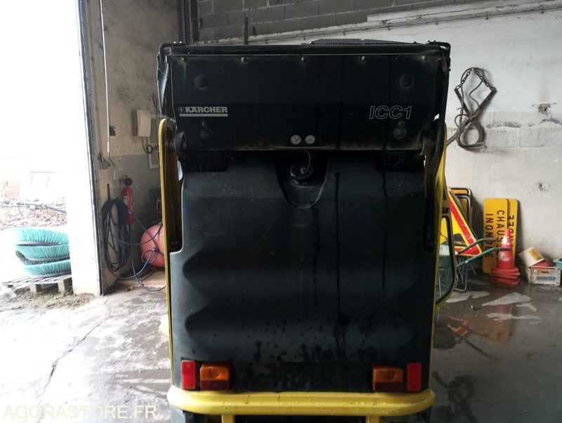Balayeuse Karcher - Road sweeper: picture 5 Balayeuse Karcher - Road sweeper: picture 5