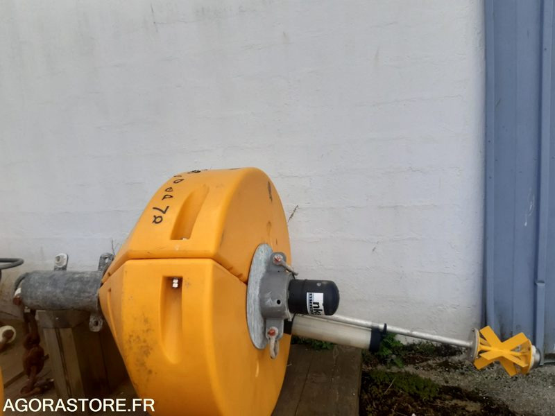 Bouée jaune 600L - Tool/ Equipment: picture 2 Bouée jaune 600L - Tool/ Equipment: picture 2