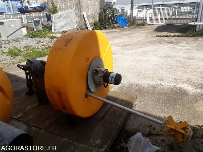 Bouée jaune 600L - Tool/ Equipment: picture 2 Bouée jaune 600L - Tool/ Equipment: picture 2