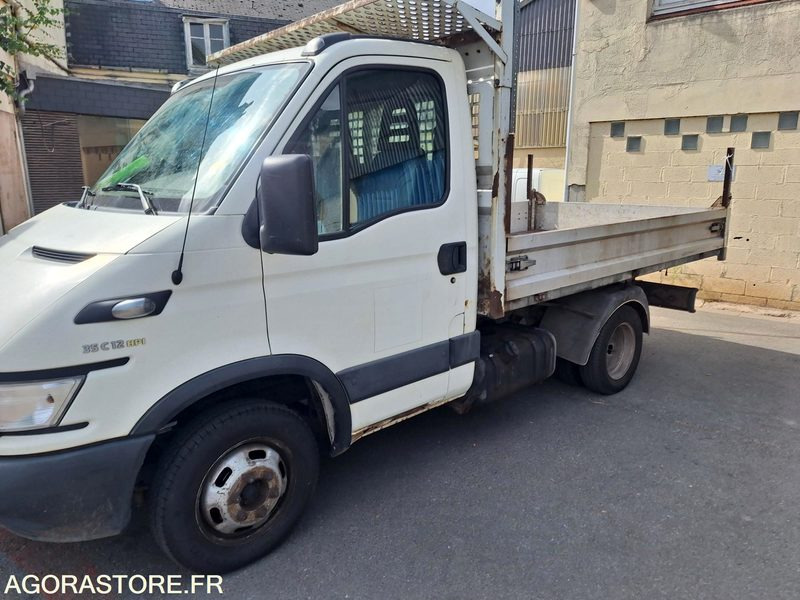 CAMION BENNE IVECO DAILY - Tipper van: picture 3 CAMION BENNE IVECO DAILY - Tipper van: picture 3