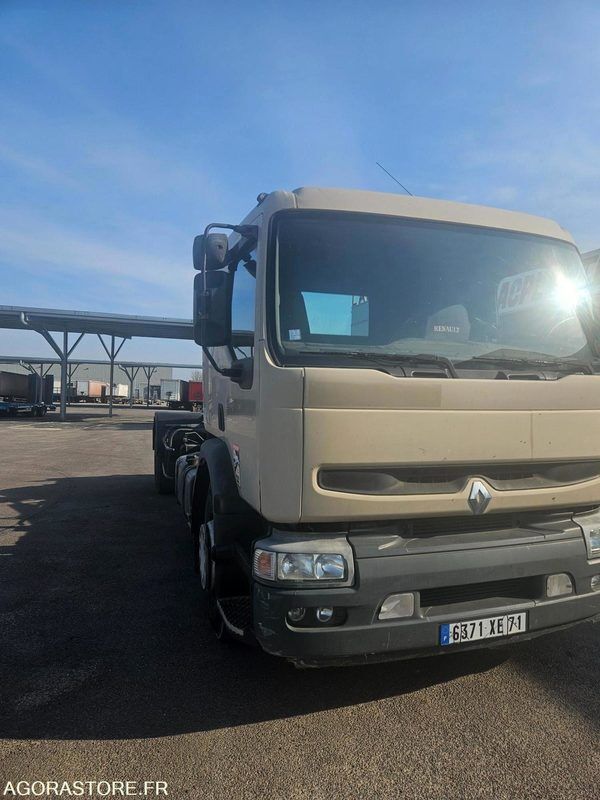 CAMION RENAULT 4X2 PREMIUM AMPLIROLL - Hook lift truck: picture 2 CAMION RENAULT 4X2 PREMIUM AMPLIROLL - Hook lift truck: picture 2