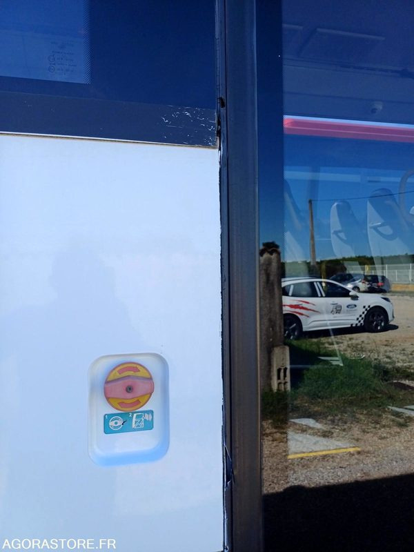 CAR MERCEDES BENZ INTOURO 21886 (6109) MEC 30/12/2009 335477 KM AJ-792-BQ - School bus: picture 4 CAR MERCEDES BENZ INTOURO 21886 (6109) MEC 30/12/2009 335477 KM AJ-792-BQ - School bus: picture 4