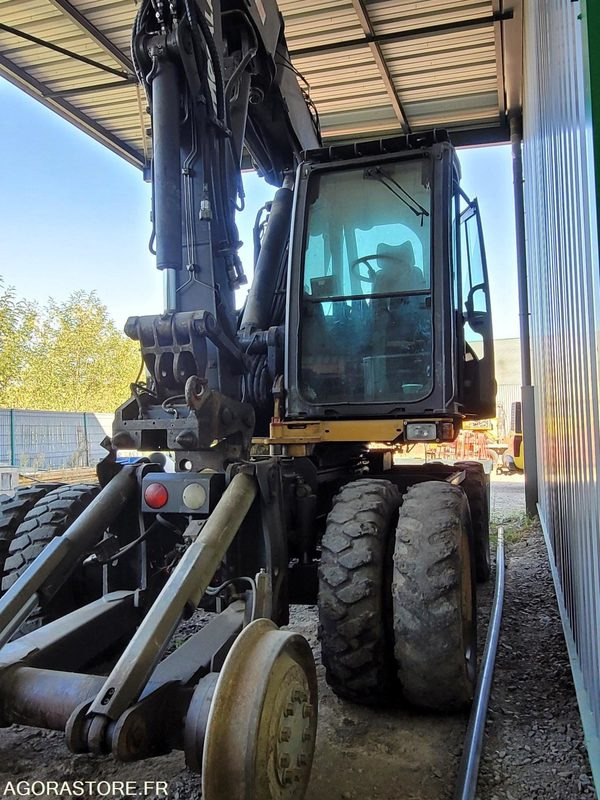 CHARGEUSE - MECALAC - 714 MWRR - 2008 / 84008 HEURES - Wheel excavator: picture 2 CHARGEUSE - MECALAC - 714 MWRR - 2008 / 84008 HEURES - Wheel excavator: picture 2