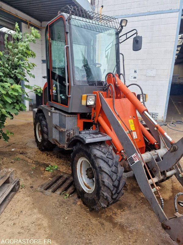 CHARGEUSE SUR PNEUS EVERUN ER08 EASY DIESEL 24CV - 2017 - 580 heures - Loader: picture 2 CHARGEUSE SUR PNEUS EVERUN ER08 EASY DIESEL 24CV - 2017 - 580 heures - Loader: picture 2