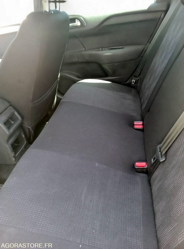 CITROEN C4 - Car: picture 2 CITROEN C4 - Car: picture 2