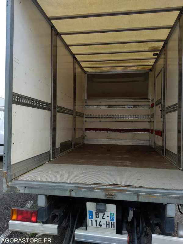 CITROËN Jumper BZ-114-HH 335 L2 2.2 HDi 16V caisse de message 20 M3 hayon - Panel van: picture 4 CITROËN Jumper BZ-114-HH 335 L2 2.2 HDi 16V caisse de message 20 M3 hayon - Panel van: picture 4