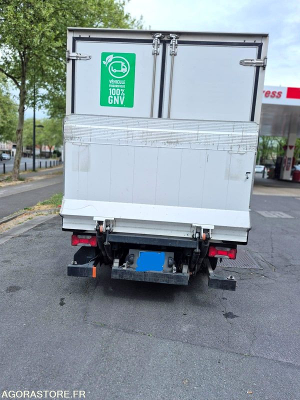 Camion Frigorifique - Iveco - 35C14N - 2016 - 152186km - Refrigerated delivery van: picture 2 Camion Frigorifique - Iveco - 35C14N - 2016 - 152186km - Refrigerated delivery van: picture 2