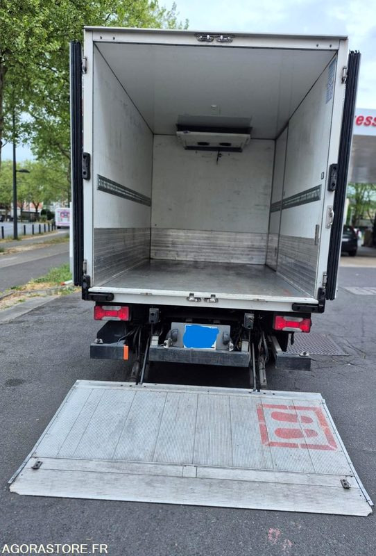 Camion Frigorifique - Iveco - 35C14N - 2016 - 152186km - Refrigerated delivery van: picture 4 Camion Frigorifique - Iveco - 35C14N - 2016 - 152186km - Refrigerated delivery van: picture 4