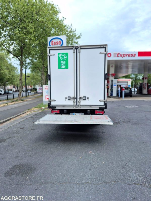 Camion Frigorifique - Iveco - 35C14N - 2016 - 152186km - Refrigerated delivery van: picture 3 Camion Frigorifique - Iveco - 35C14N - 2016 - 152186km - Refrigerated delivery van: picture 3