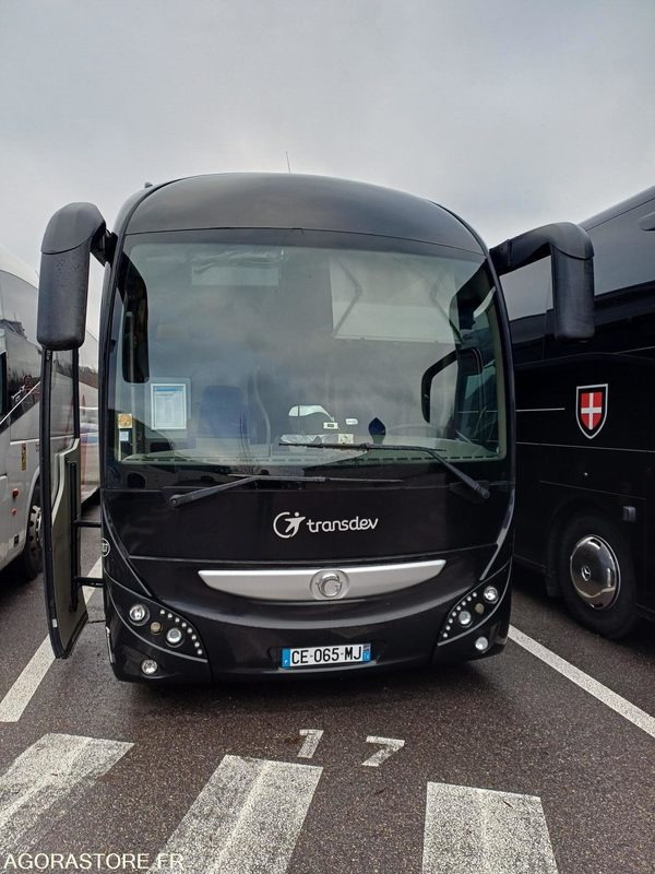 Car Iveco - 2012 - 556000kms - CE065MJ - Coach: picture 1 Car Iveco - 2012 - 556000kms - CE065MJ - Coach: picture 1