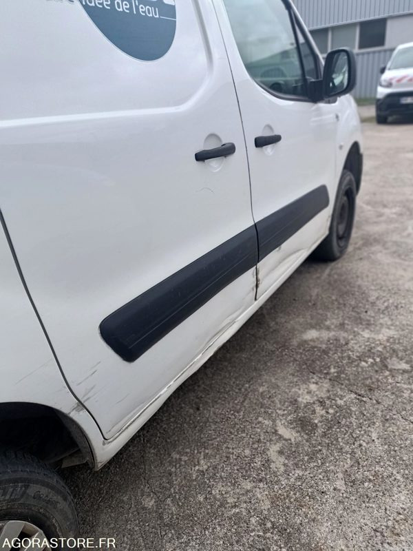 Citroën Berlingo - 2013 - 179468kms - CR302KK - Small van: picture 5 Citroën Berlingo - 2013 - 179468kms - CR302KK - Small van: picture 5