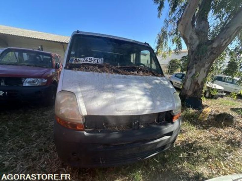 RENAULT MASTER BENNE - 2009 - 180000KM - AE749FC - Commercial vehicle: picture 1 RENAULT MASTER BENNE - 2009 - 180000KM - AE749FC - Commercial vehicle: picture 1