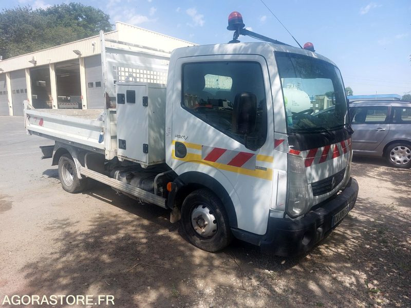 RENAULT MAXITY BENNE 140.35/6 L2 - 2012 / 270830 KM(P1202130) - Commercial vehicle: picture 4 RENAULT MAXITY BENNE 140.35/6 L2 - 2012 / 270830 KM(P1202130) - Commercial vehicle: picture 4