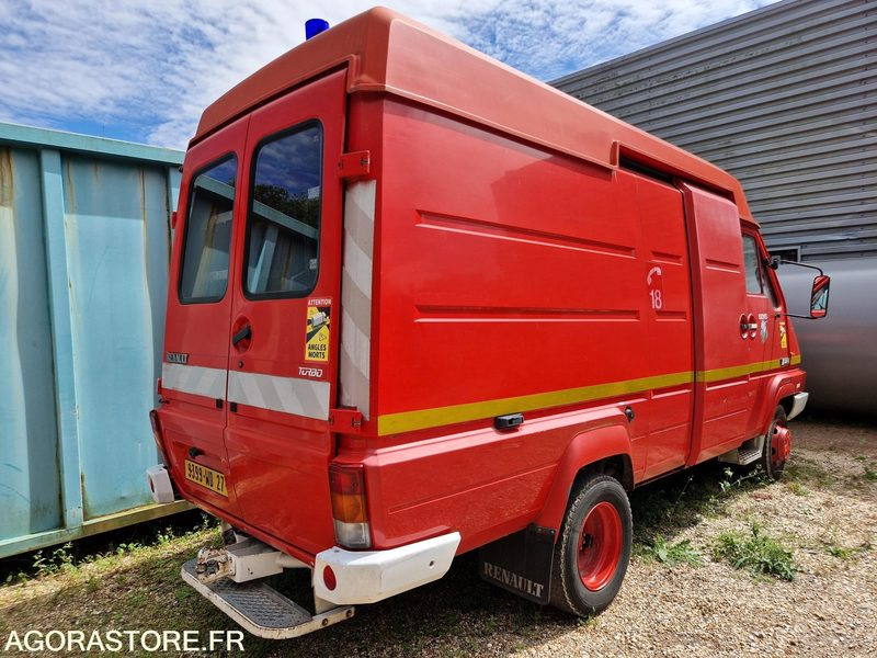 Renault B120 -1997 - 27058 - 9399WD27 - Commercial vehicle: picture 3 Renault B120 -1997 - 27058 - 9399WD27 - Commercial vehicle: picture 3