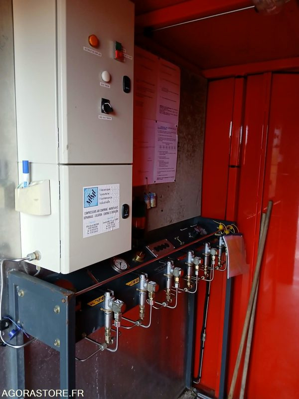 Compresseur HP air respirable BAUER MV120, avec rampe de gonflage 6 flexibles - Air compressor: picture 4 Compresseur HP air respirable BAUER MV120, avec rampe de gonflage 6 flexibles - Air compressor: picture 4