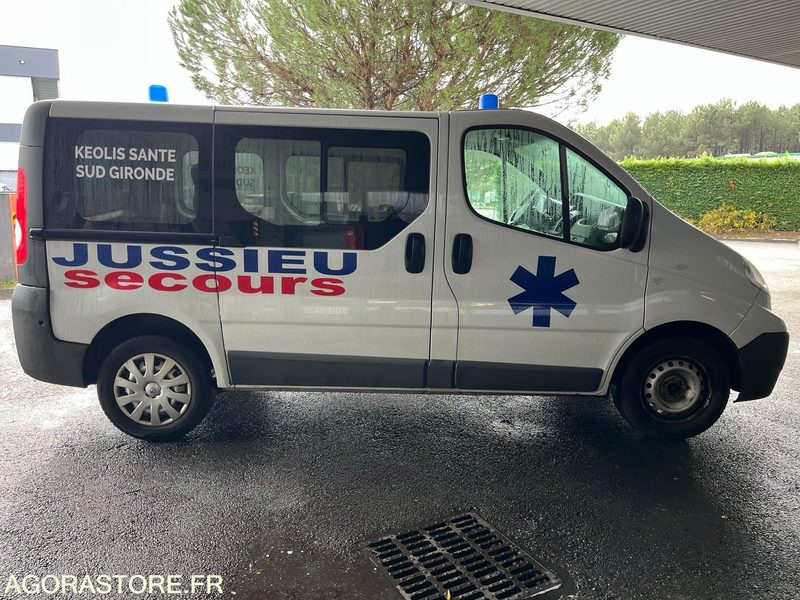 DB-991-SL - Roulant - NISSAN PRIMASTAR - VASP - 319 108 Kms - Ambulance: picture 3 DB-991-SL - Roulant - NISSAN PRIMASTAR - VASP - 319 108 Kms - Ambulance: picture 3
