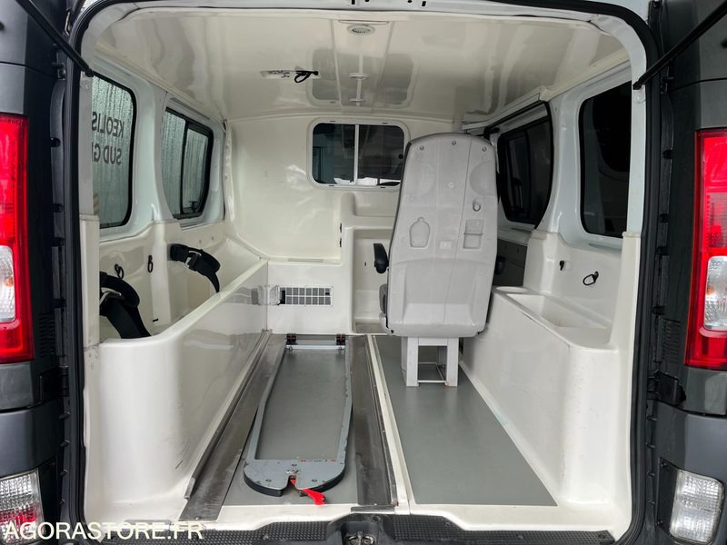 DB-991-SL - Roulant - NISSAN PRIMASTAR - VASP - 319 108 Kms - Ambulance: picture 4 DB-991-SL - Roulant - NISSAN PRIMASTAR - VASP - 319 108 Kms - Ambulance: picture 4