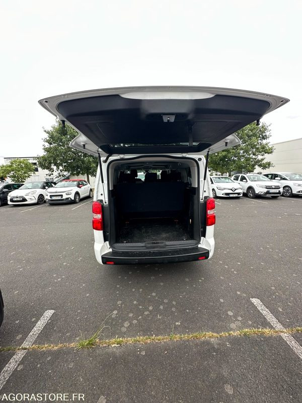 EM-783-ZF - Roulant - Citroën JUMPY SPACE TOURER - PV- 9 PLACES - 261 240 Kms - Minibus, Passenger van: picture 5 EM-783-ZF - Roulant - Citroën JUMPY SPACE TOURER - PV- 9 PLACES - 261 240 Kms - Minibus, Passenger van: picture 5