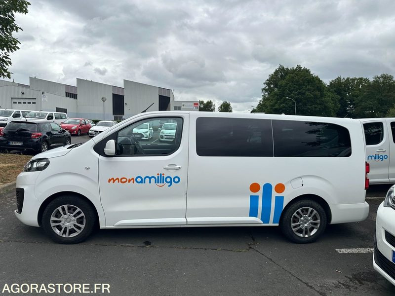 EM-859-ZF - Roulant - VP - 9 Places - Jumpy SPACE TOURER - 227 726 Kms - Minibus, Passenger van: picture 2 EM-859-ZF - Roulant - VP - 9 Places - Jumpy SPACE TOURER - 227 726 Kms - Minibus, Passenger van: picture 2
