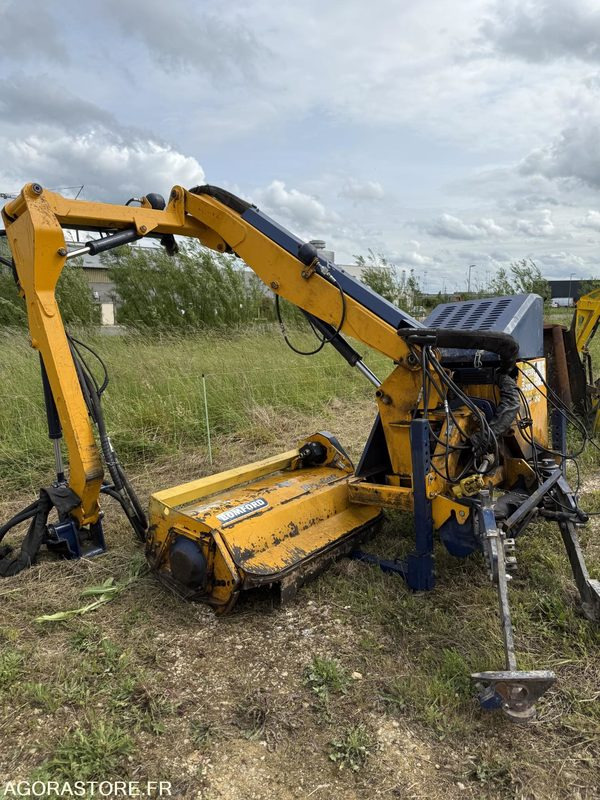 EPAREUSE BOMFORD FALCON 550 M DE 2006 - Boom mower: picture 1 EPAREUSE BOMFORD FALCON 550 M DE 2006 - Boom mower: picture 1