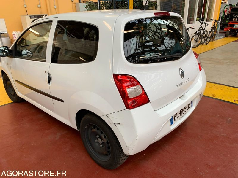 F- RENAULT TWINGO BC-669-JS - Car: picture 3 F- RENAULT TWINGO BC-669-JS - Car: picture 3