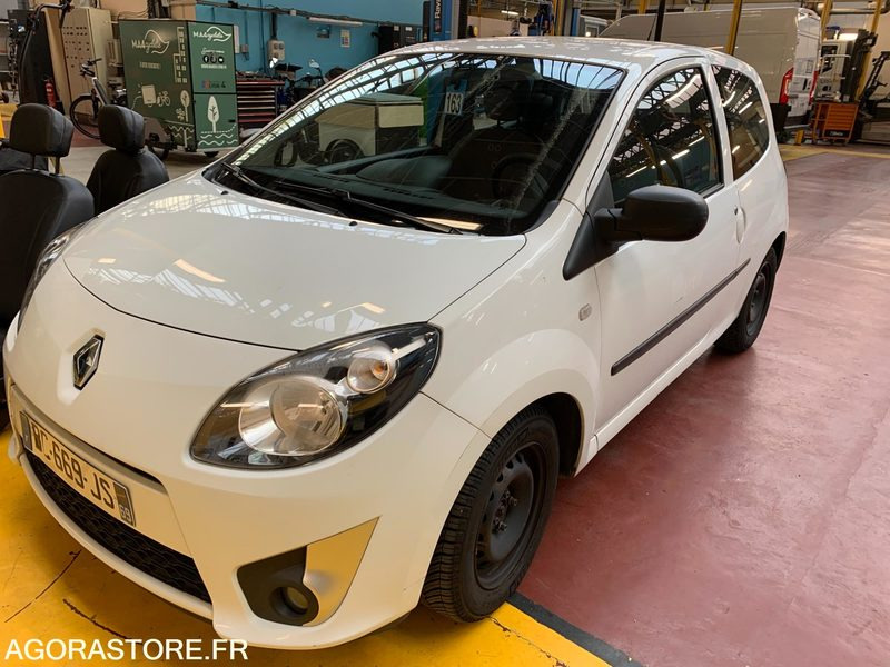 F- RENAULT TWINGO BC-669-JS - Car: picture 1 F- RENAULT TWINGO BC-669-JS - Car: picture 1