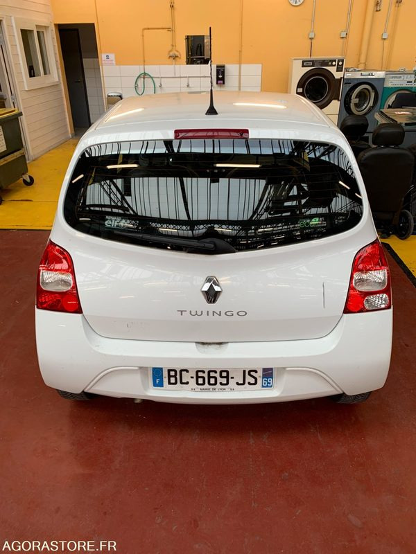 F- RENAULT TWINGO BC-669-JS - Car: picture 4 F- RENAULT TWINGO BC-669-JS - Car: picture 4