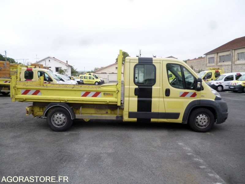FIAT DUCATO 2.3 JTD 120 BBDC - Panel van: picture 4 FIAT DUCATO 2.3 JTD 120 BBDC - Panel van: picture 4