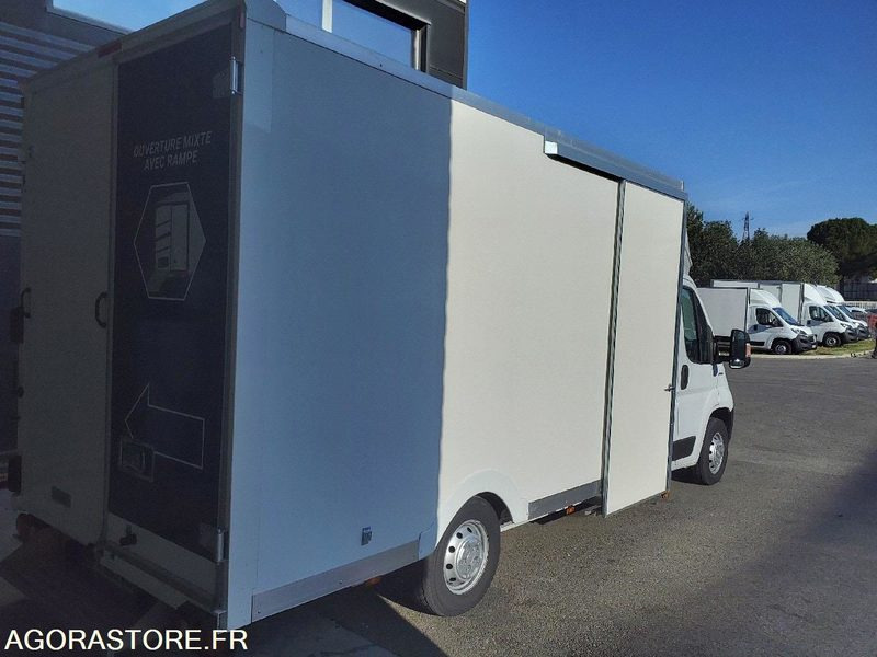 FIAT DUCATO PLANCHER CABINE- 2021- 9500KM - Panel van: picture 2 FIAT DUCATO PLANCHER CABINE- 2021- 9500KM - Panel van: picture 2