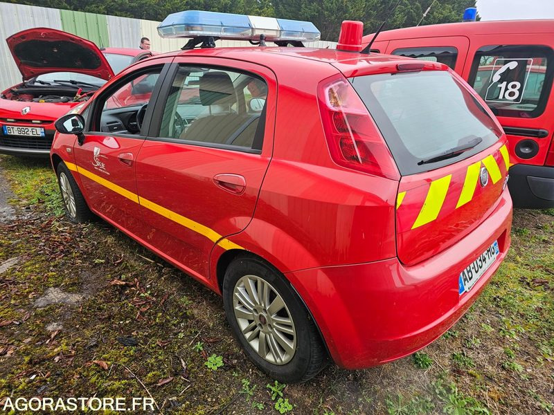 FIAT PUNTO 166119kms 2009 - AB034HG - Car: picture 4 FIAT PUNTO 166119kms 2009 - AB034HG - Car: picture 4