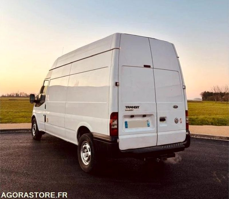 FORD TRANSIT - 330 000 KMS / MOTEUR CHANGER EN 2024 12 000 KMS - Panel van: picture 4 FORD TRANSIT - 330 000 KMS / MOTEUR CHANGER EN 2024 12 000 KMS - Panel van: picture 4
