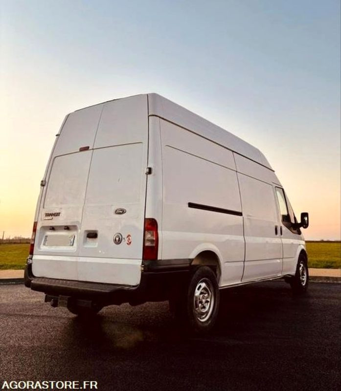 FORD TRANSIT - 330 000 KMS / MOTEUR CHANGER EN 2024 12 000 KMS - Panel van: picture 3 FORD TRANSIT - 330 000 KMS / MOTEUR CHANGER EN 2024 12 000 KMS - Panel van: picture 3