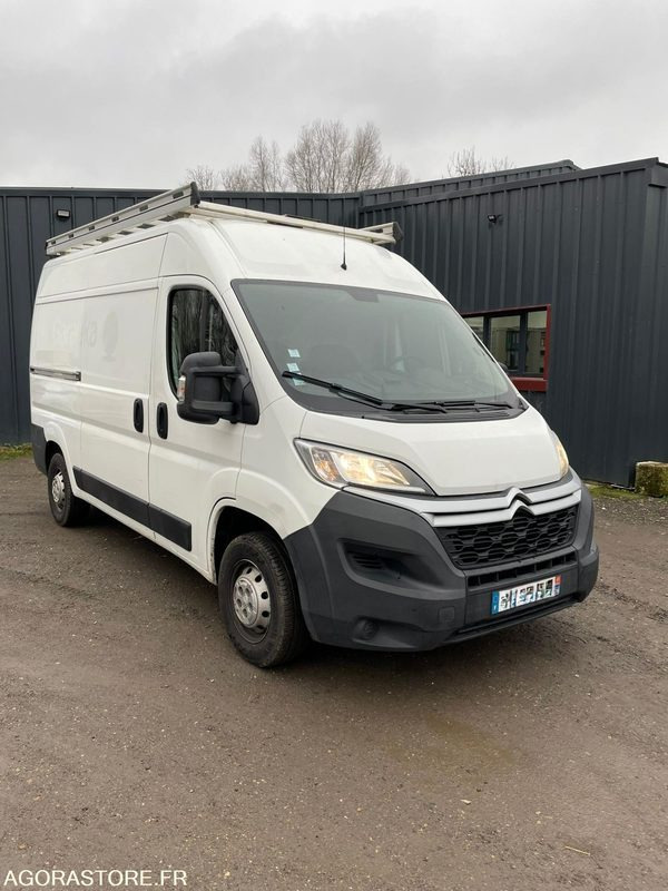 FOURGON Citroen JUMPER - 2018 - 98 000 kms - Panel van: picture 2 FOURGON Citroen JUMPER - 2018 - 98 000 kms - Panel van: picture 2
