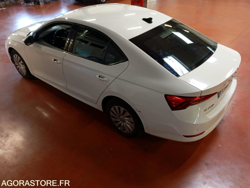 FY-185-TK - Non Roulant - PP - SKODA OCTAVIA - VP - 220 708 Kms - Car: picture 2 FY-185-TK - Non Roulant - PP - SKODA OCTAVIA - VP - 220 708 Kms - Car: picture 2
