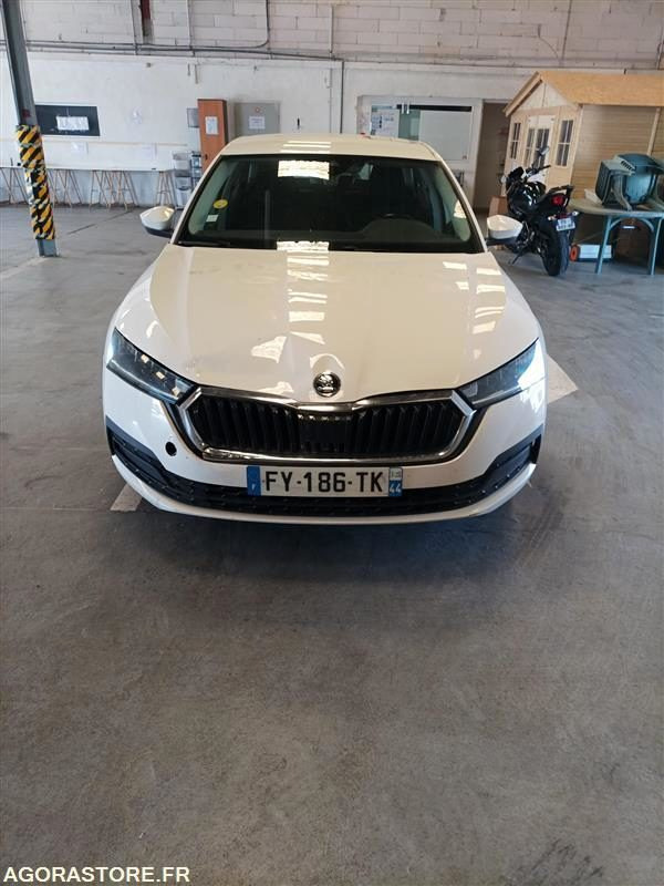 FY-186-TK - Non Roulant - SKODA OCTAVIA - VP - 331 460 Kms - Car: picture 3 FY-186-TK - Non Roulant - SKODA OCTAVIA - VP - 331 460 Kms - Car: picture 3