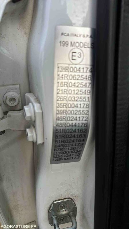 Fiat L500 - 2017 - 141046kms - EQ-119-RH - Car: picture 4 Fiat L500 - 2017 - 141046kms - EQ-119-RH - Car: picture 4