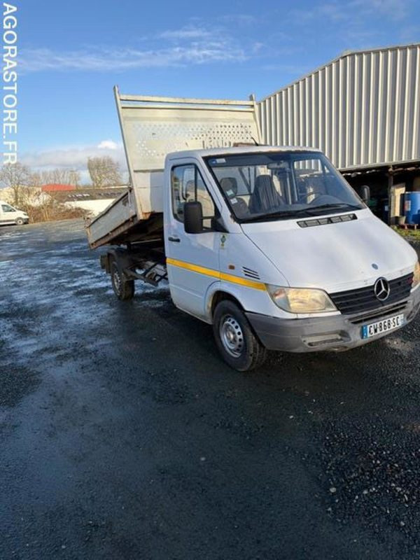 Fourgon Benne - Panel van: picture 3 Fourgon Benne - Panel van: picture 3