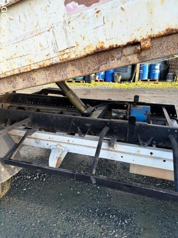 Fourgon Benne - Panel van: picture 4 Fourgon Benne - Panel van: picture 4