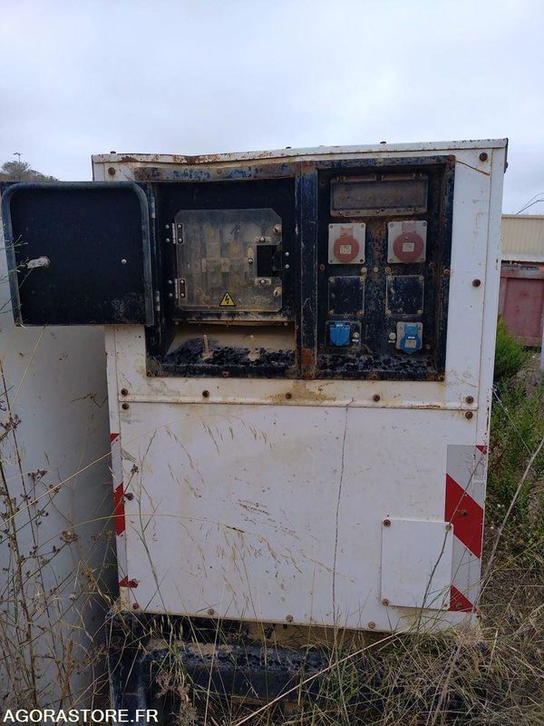 Groupe électrogène SDMO 60 kVA - Generator set: picture 3 Groupe électrogène SDMO 60 kVA - Generator set: picture 3