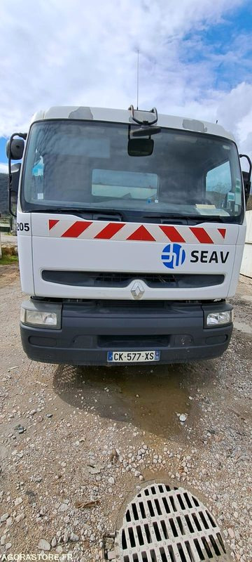 HYDROCUREUR RIVARD RENAULT 2006 CK577XS (VENTE UNIQUEMENT EXPORT) - Vacuum truck: picture 4 HYDROCUREUR RIVARD RENAULT 2006 CK577XS (VENTE UNIQUEMENT EXPORT) - Vacuum truck: picture 4