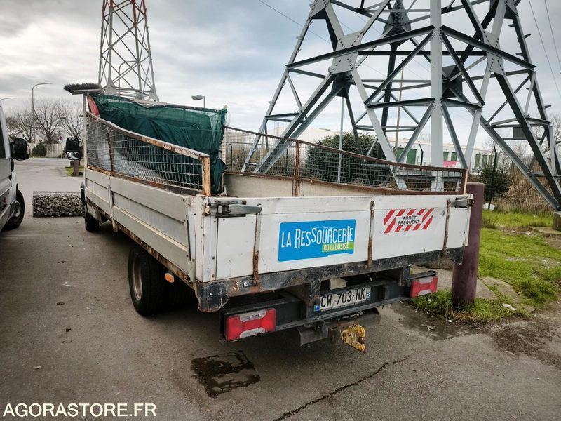 IVECO DAILY V CAMIONNETTE 2.3 29L13 V, 35C13 V, 35S13 V, 40C13 V, 40S13 V - Tipper van: picture 3 IVECO DAILY V CAMIONNETTE 2.3 29L13 V, 35C13 V, 35S13 V, 40C13 V, 40S13 V - Tipper van: picture 3