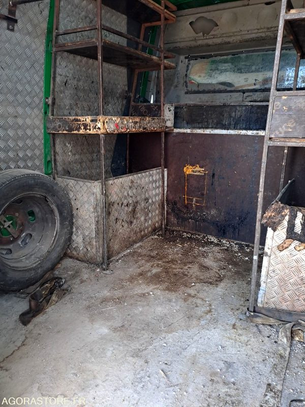IVECO Daily 35C12 - 2008 - 168450 KM - P1507313 - Panel van: picture 5 IVECO Daily 35C12 - 2008 - 168450 KM - P1507313 - Panel van: picture 5
