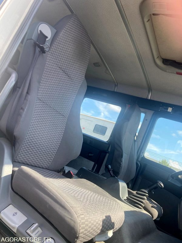 MAN TGM 18.240 - 2008 - 463785KMS - Curtain side truck: picture 5 MAN TGM 18.240 - 2008 - 463785KMS - Curtain side truck: picture 5