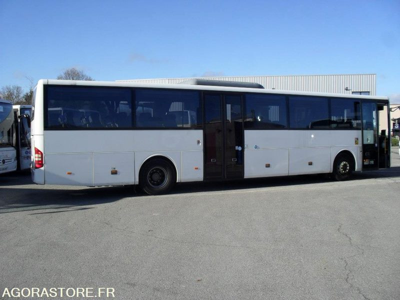 MERCEDES INTOURO 12,98m N°093368 - School bus: picture 3 MERCEDES INTOURO 12,98m N°093368 - School bus: picture 3