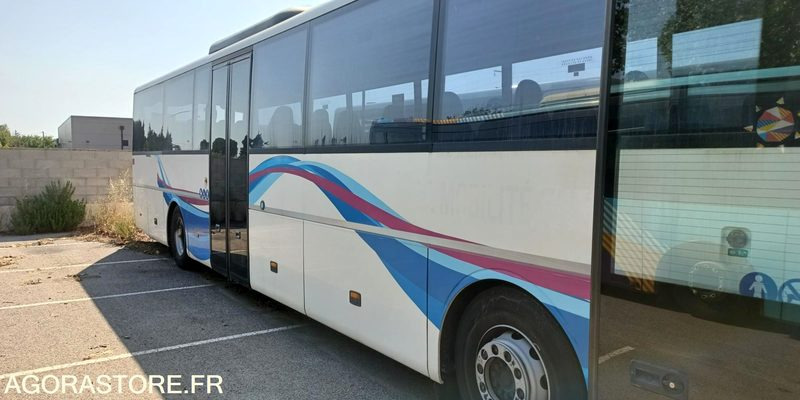 MERCEDES INTOURO N°093029 - School bus: picture 4 MERCEDES INTOURO N°093029 - School bus: picture 4