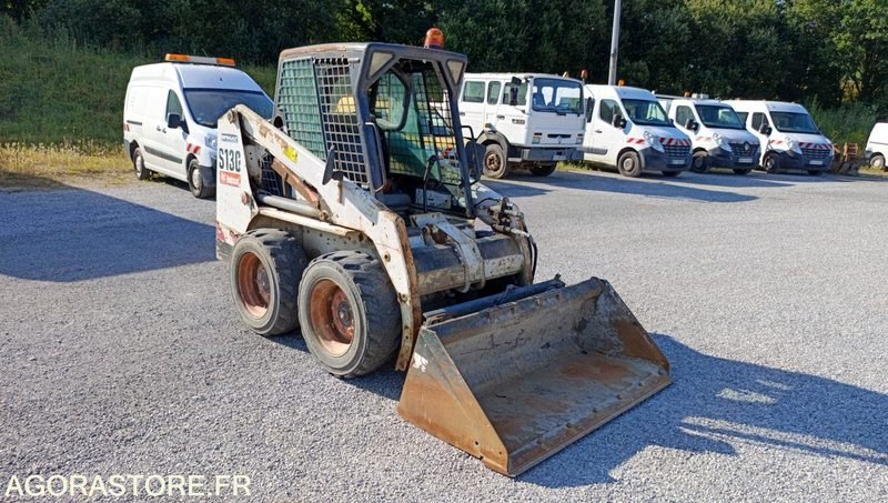 MINI CHARGEUR BOBCAT S130 - 2012 - 4758H - Loader: picture 2 MINI CHARGEUR BOBCAT S130 - 2012 - 4758H - Loader: picture 2
