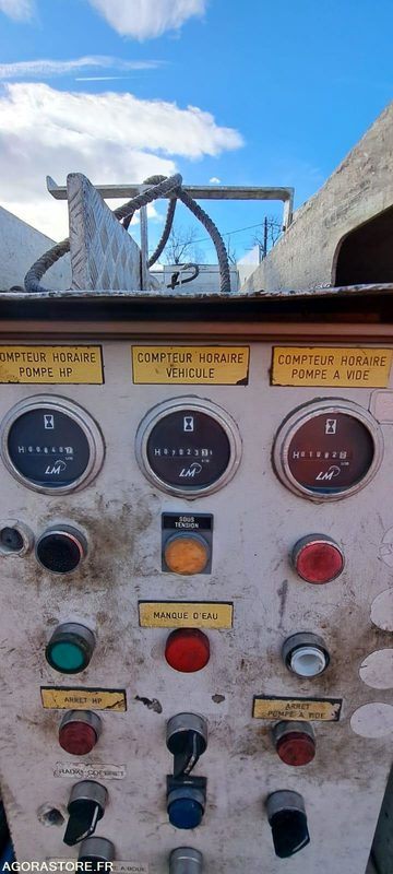 MINI COMBINE BAROCLEAN NISSAN MEC 2010 AJ728PK (VENTE UNIQUEMENT EXPORT ) - Vacuum truck: picture 4 MINI COMBINE BAROCLEAN NISSAN MEC 2010 AJ728PK (VENTE UNIQUEMENT EXPORT ) - Vacuum truck: picture 4